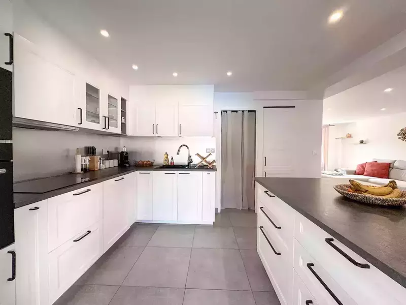 ce3b4ea0-3bdf-4edc-a86a-b6b0b982c1c3