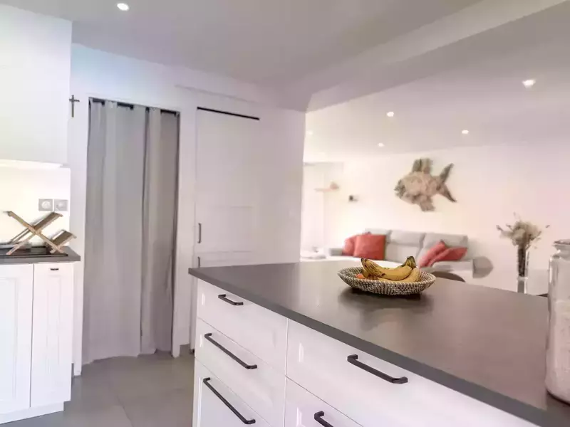 d149ff84-b15a-4b80-b2dc-46190c834e4c