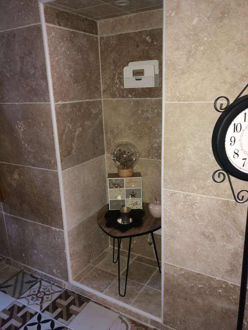 ead39ecc-3194-4d2e-94fa-3c80d5b15a7320230323-3175791-9v9gsn