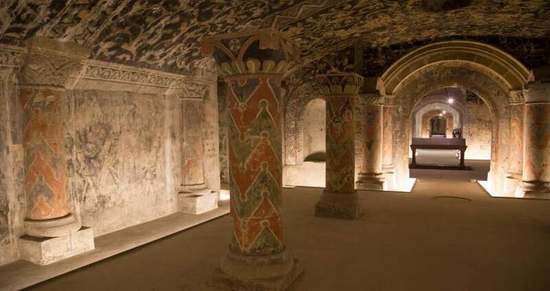 la_crypte_de_la_basilique_notre-dame