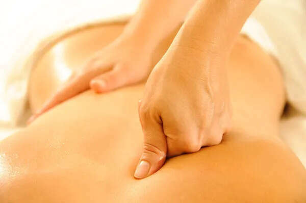 depositphotos_12198880-stock-photo-massage-therapy
