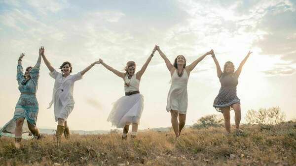 Le Féminin Sacré : Quelques Pistes pour le Comprendre