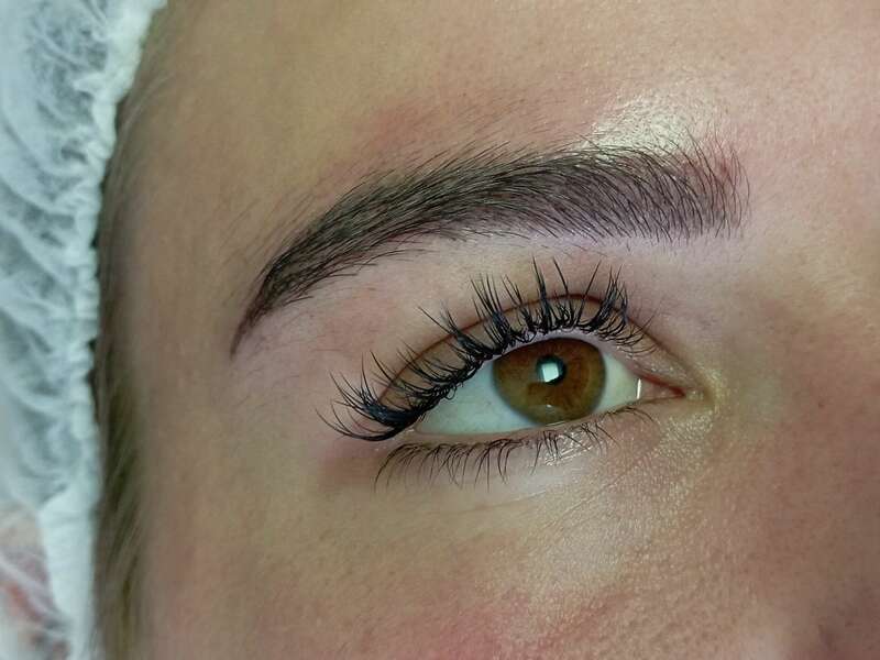sourcils_poudres_-_extensions_de_cil_a_cil20240413-1113317-bbq07i