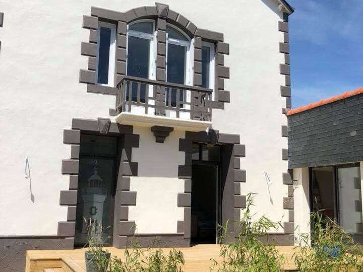 36052808_1011289832362310_2282536781498810368_n_-_copie