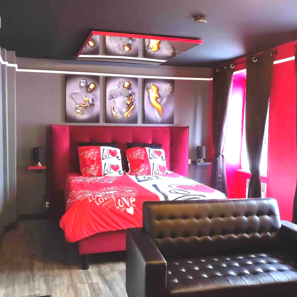  Réservez notre Love Room en journée – créneau exclusif 12h–17h 
