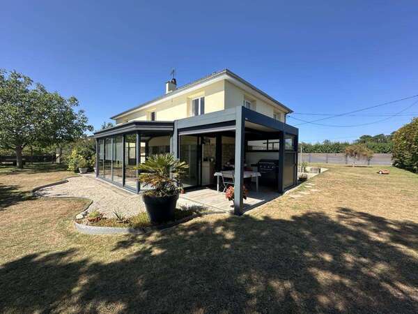 Beau pavillon individuel sur un terrain exceptionnel de 4 484 m²