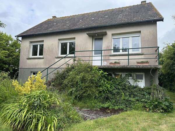 Pavillon individuel sur sous-sol SAINT-VAAST-LA-HOUGUE (50550)
