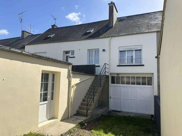 Ensemble immobilier PICAUVILLE