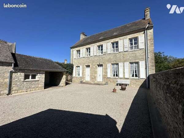Maison en pierre AMFREVILLE – PICAUVILLE (50480)