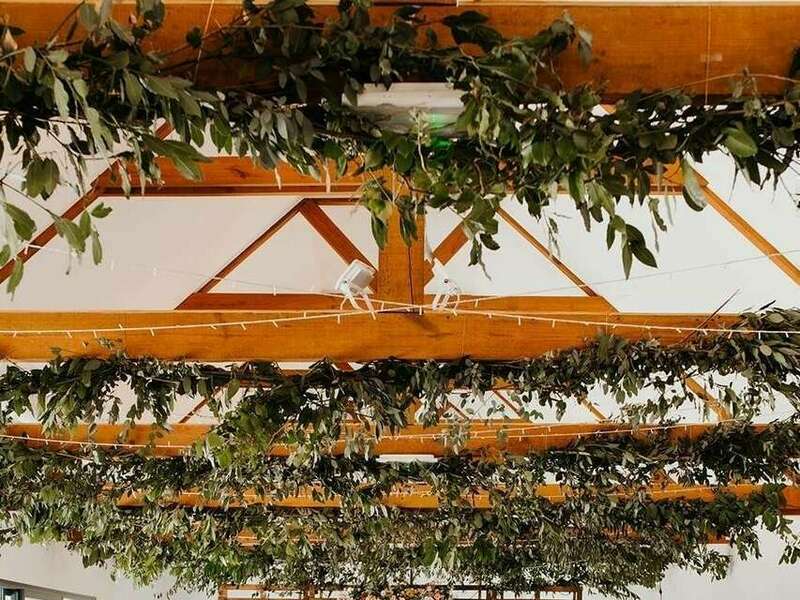 salle-de-reception-9_3_178581-167041434740356