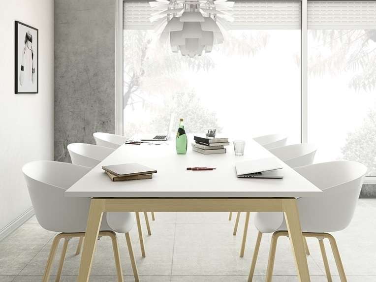 table_de_reunion_born_1