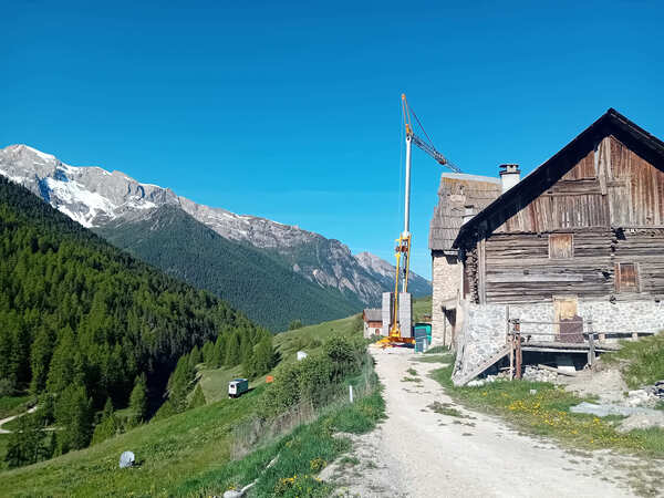 Chantier montagne complexe à Ceillac