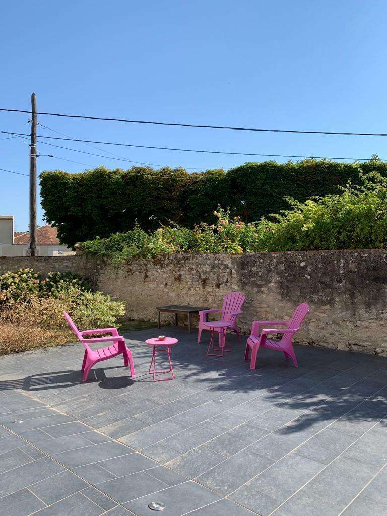 vnfr8ityml_1601649922