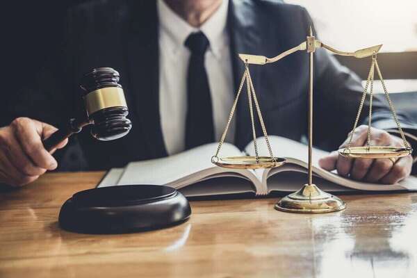 Assurance : Le client doit signaler tout changement important