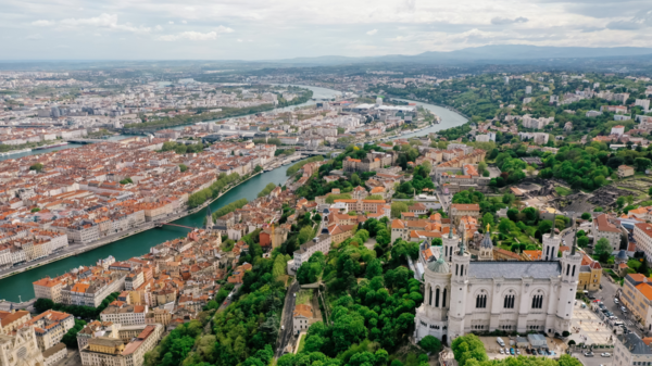 Confier son logement en courte durée à Lyon : est-ce vraiment rentable ?