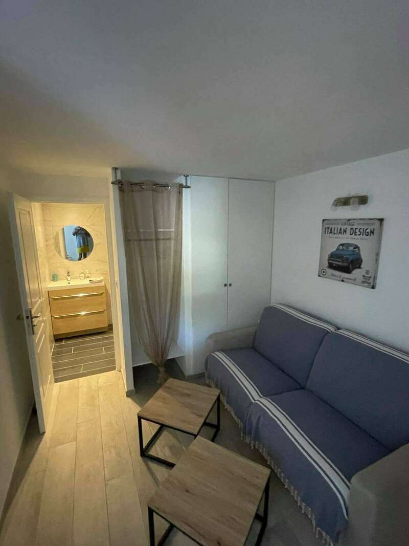 waikiki_920230530-3557227-ktgknd