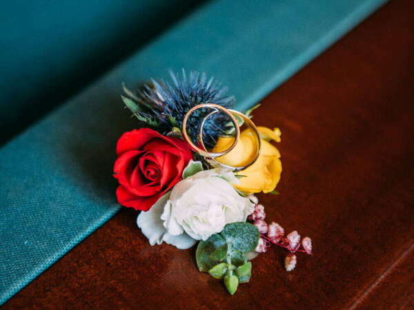 Nadège & Damien, un mariage haut en couleur