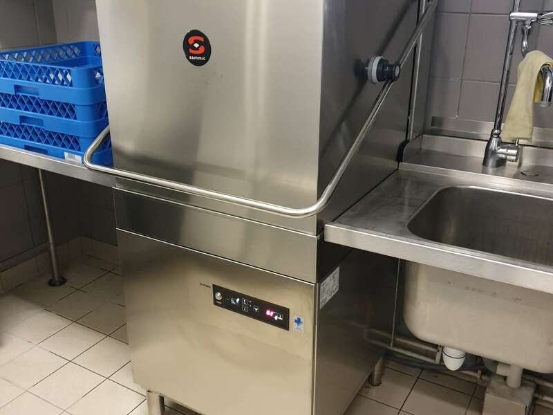 20220208_15235920220220-403054-125aur8