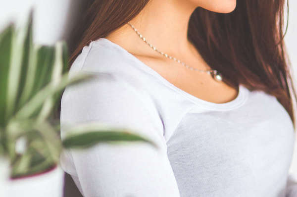 SE MAQUILLER POUR ETRE SOI