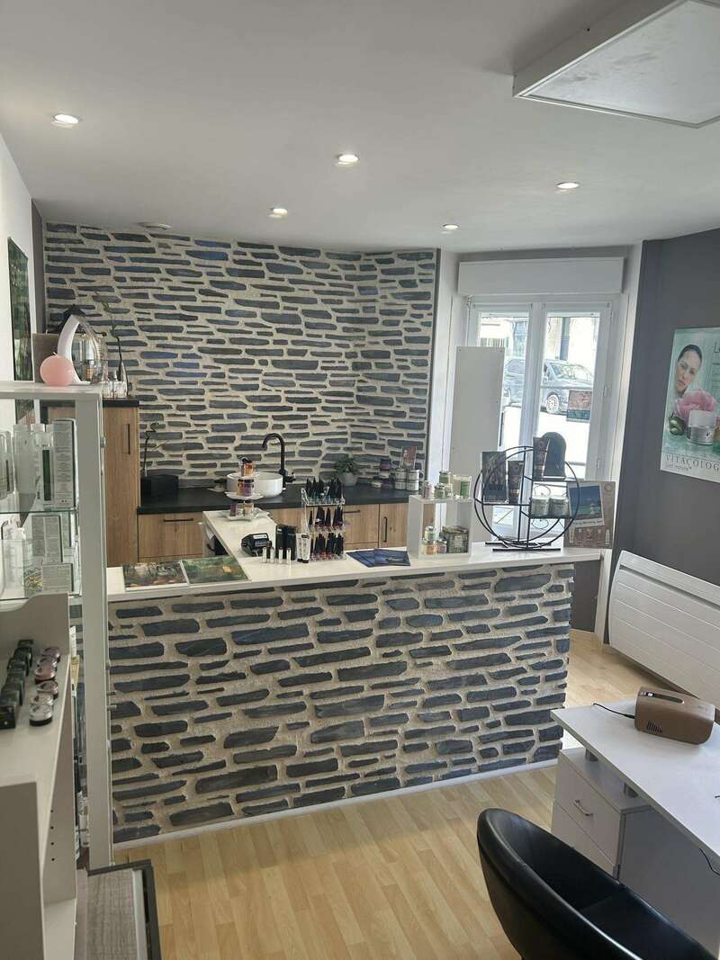 img_160420240613-3000176-1vozj5n