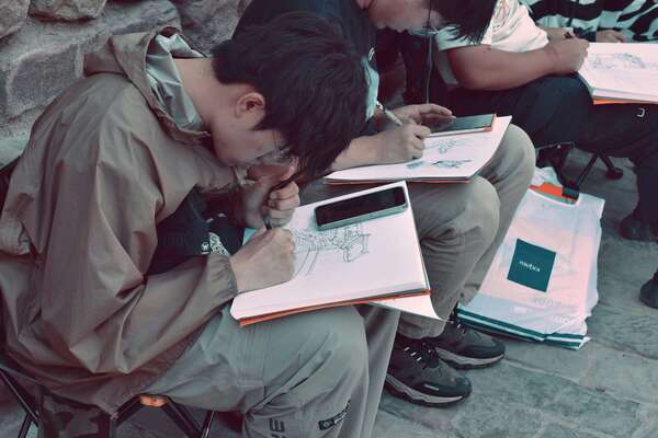 Etre étudiant avec un TDAH en 2025 : un parcours semé d’embuches, des solutions existent !