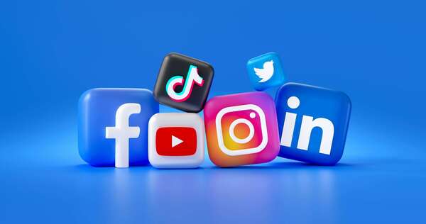 IA et réseaux sociaux ? Bientôt je teste !