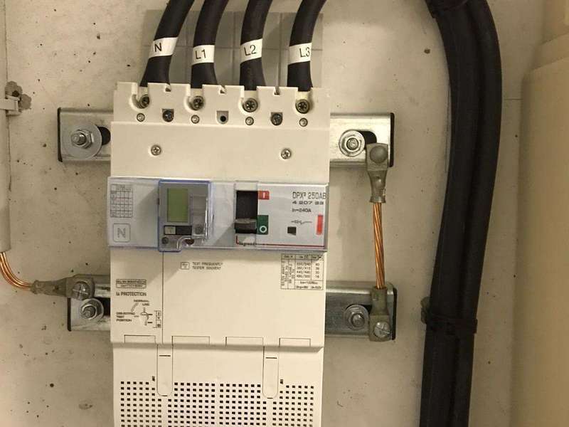 1f4e489b-06e6-454b-aa53-1c863f31675120200628-3372785-6rgfjs