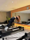 Pilates sur machine Lagree reformer Antibes cote d'azur french riviera