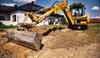 Chantier terrassement bassin avec coffrages armature et terre