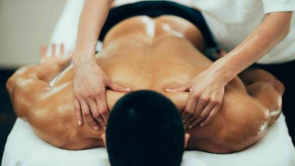 Massage homme à Paris : L'excellence au service de votre bien-être