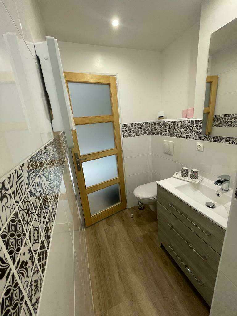 photo-2022-09-16-17-49-44__6_20220916-4036728-1e5n8e8