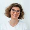 Hélène, assistante dentaire qualifiée du cabinet à Paris 11