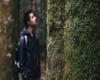 homme dans la forêt
