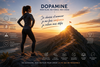Femme sportive regardant montagne au lever du soleil dopamine motivation