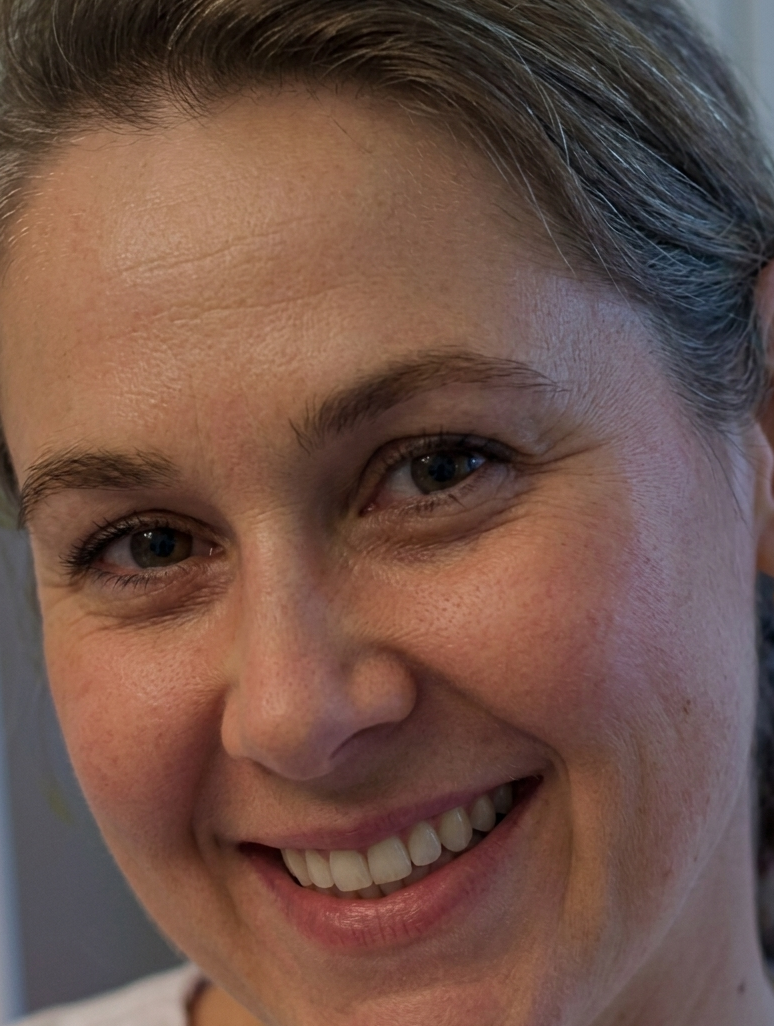 Madame Sandrine FAVEREAU
