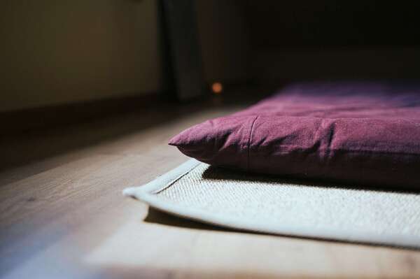 Massage sur futon : comment se déroule une séance