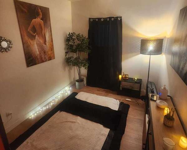 Comment se déroule un massage tantrique ? Étapes, cadre et ressentis
