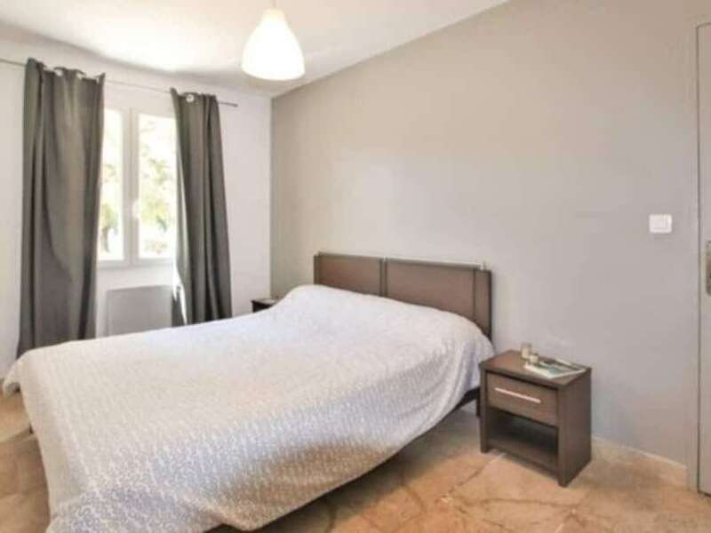 2ff4b621-3d44-4cfc-be03-7ce3b7b1e7a3