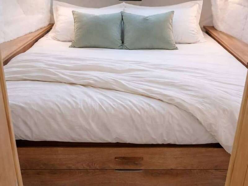 ba700c47-1db2-4806-9446-bd3124d3f6ae__1_