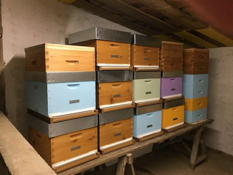 ruches_miellerie20201209-1250089-h8uh2o