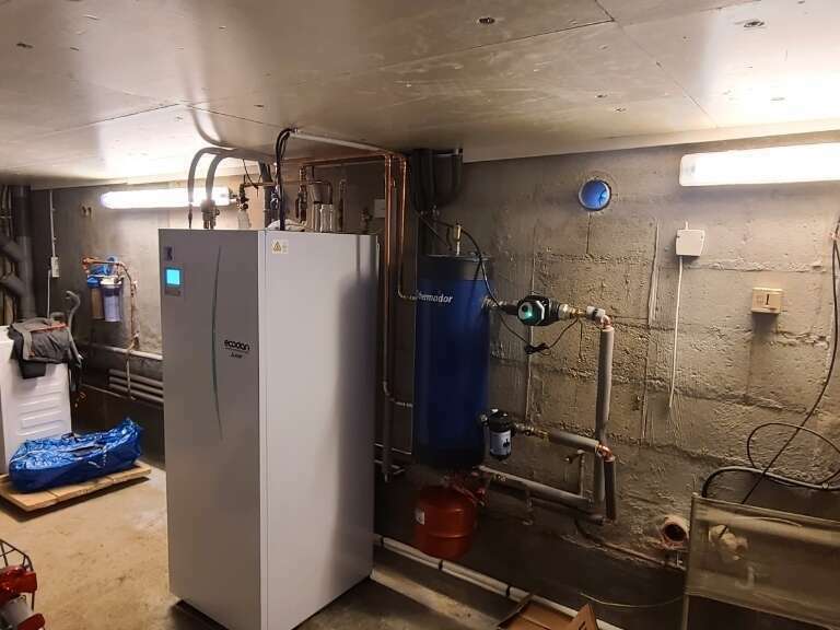 mistubishi_power_inverter_silence_apres_gomtez_le_chatel