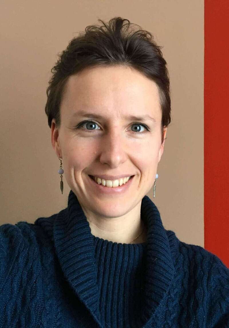 version_2000_anne_fr_ret_recadree