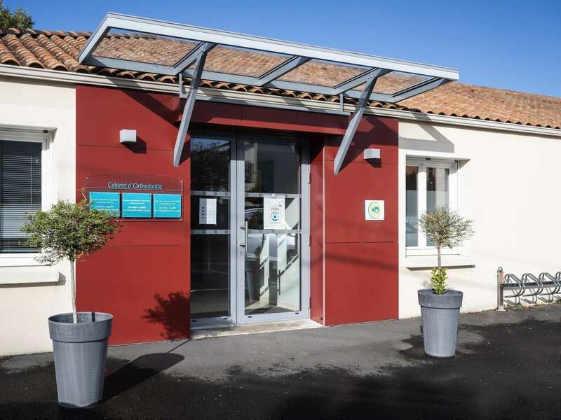 atypix-mrel-cabinet-ortho-montaigu-01-web20240529-2357027-1w6r3je