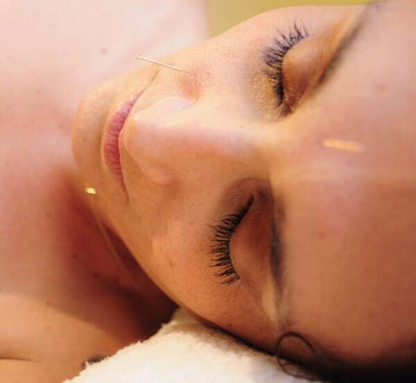 Réveils nocturnes: pourquoi on se réveille entre 2H et 4H du matin?