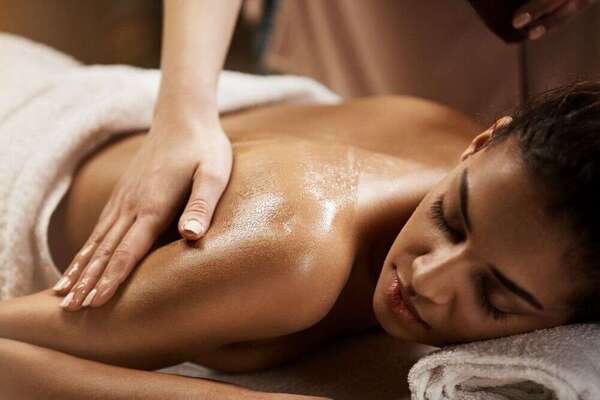 Devenir praticien(ne) en Massages Bien-Etre ? Comment se lancer dans cette nouvelle voie professionnelle ?