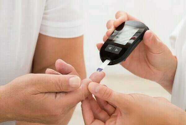 LA BOUCHE, MIROIR DE NOTRE ÉTAT DE SANTÉ : L'IMPACT DU DIABÈTE