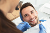 Contrôle dentaire régulier pour suivi de la santé gingivale