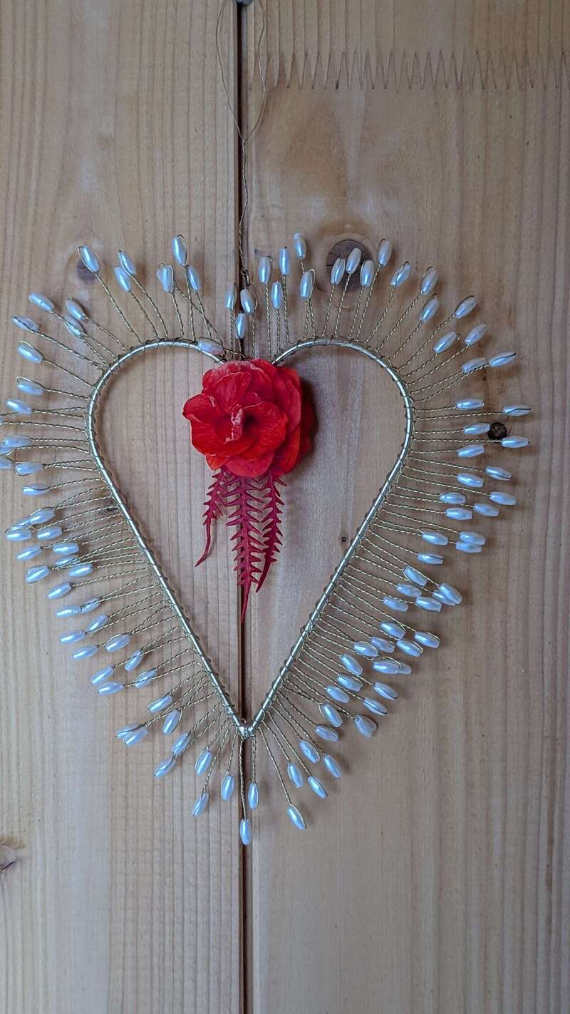 saint_valentin_coeur_metal_perle_et_rouge20260423-3193862-9ab6qs