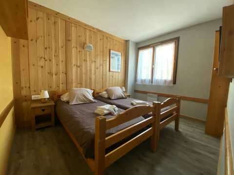 02252020_72503000000100