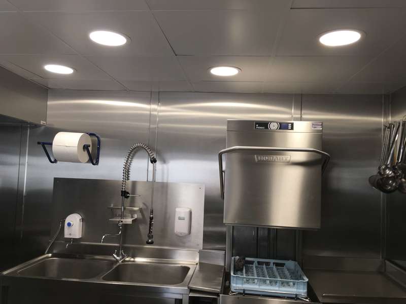 d002d5ee-9e59-4894-99c9-9e74df58f07b